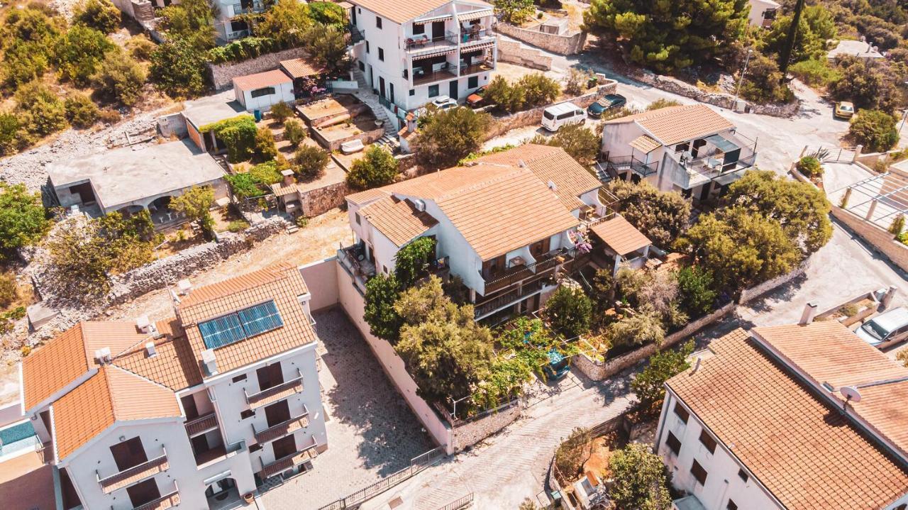 Fully Renovated One Bedroom Apartment With A Seaview - A Sevid Exteriér fotografie